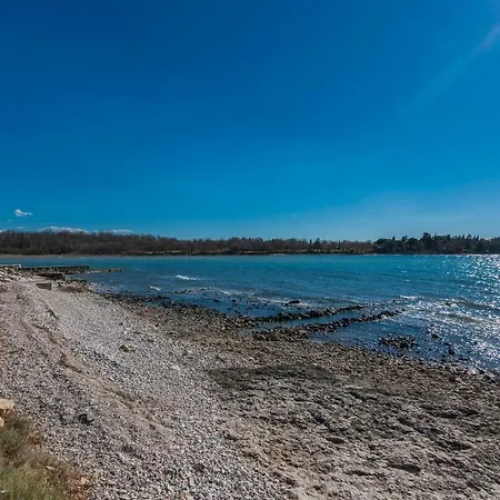 Punta Mulino Ловречица